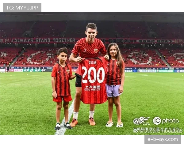 足球传奇再创纪录！突破个人出场里程碑，状态回暖续写辉煌篇章