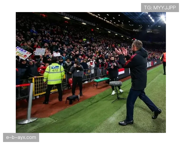 贝肯鲍尔战术遗产：革新足球理念的深远影响