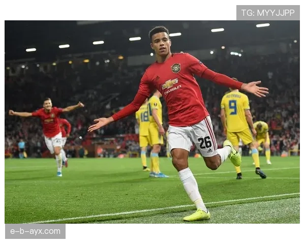 拉什福德职业态度持续精进，以身作则赢得球迷尊重