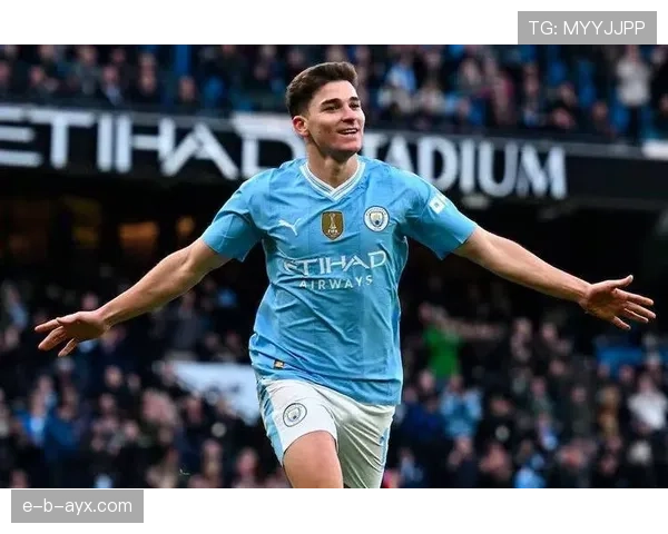 大场面球员:阿尔瓦雷斯在关键比赛中的决定性作用 大场面球员:阿尔瓦雷斯在关键比赛中的决定性作用