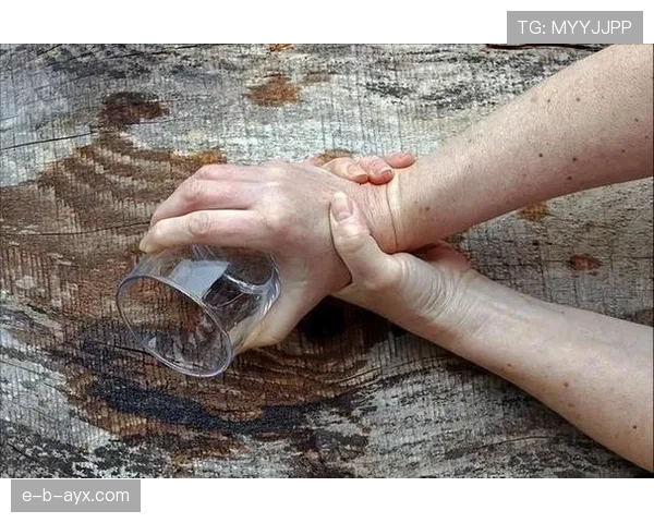 廖秋云这训练强度，每天睁眼就举铁，真不怕手抖到拿不起筷子？